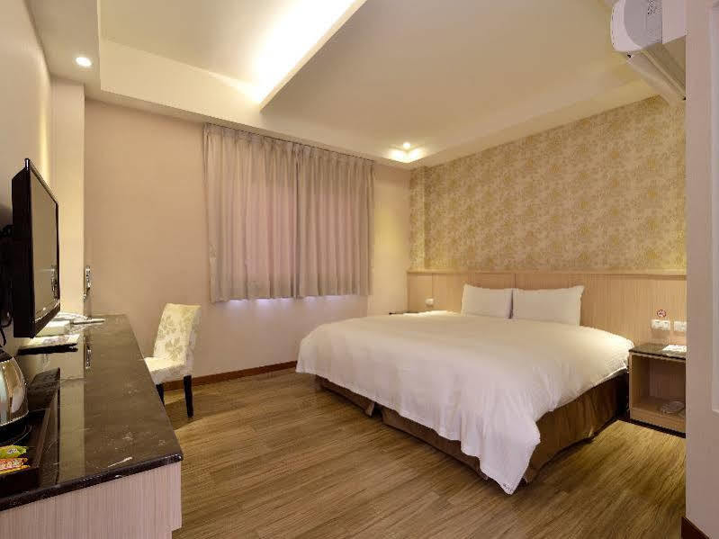 Fupin Hotel Хуалянь Екстер'єр фото